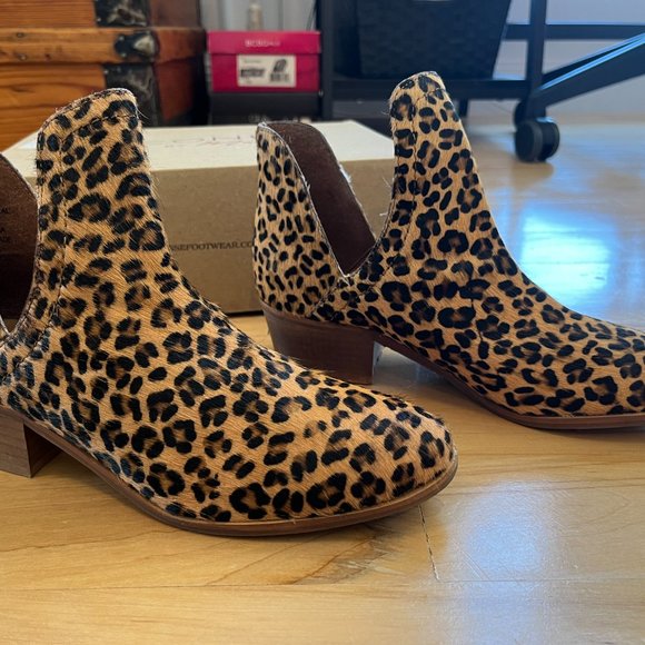 Anthropologie Matisse Animal-Printed Ankle Boots ~ Size 8 - Picture 5 of 11